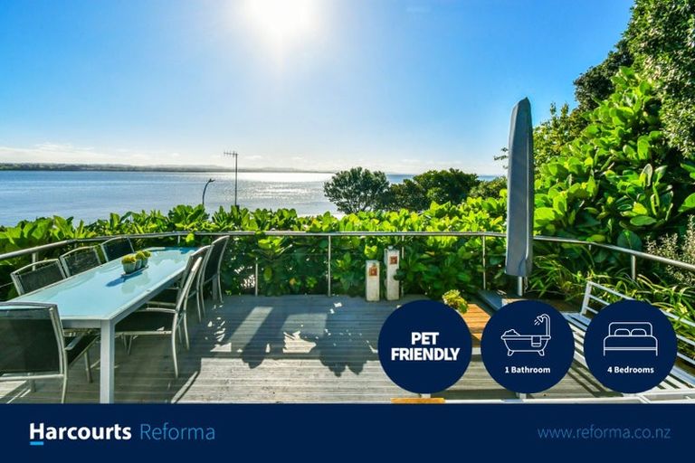 Photo of property in 75a Torkar Road, Clarks Beach, 2122