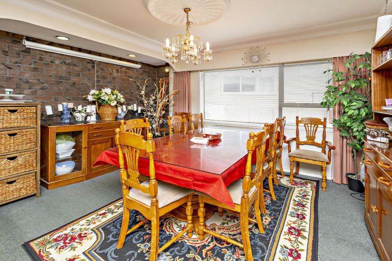 Photo of property in 26 Coppins Road, Mount Wellington, Auckland, 1062