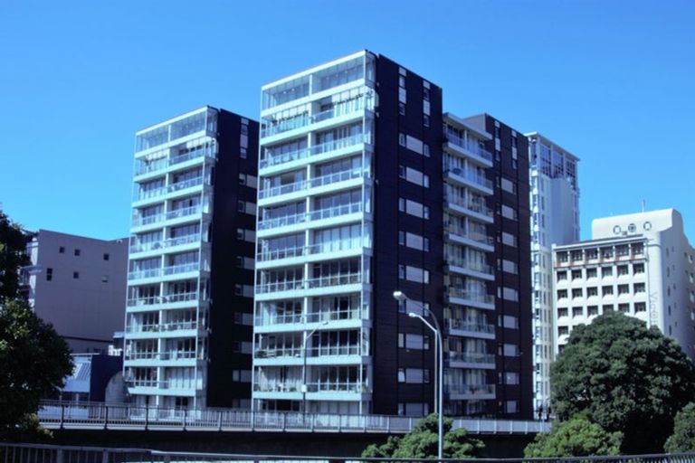 Photo of property in Montreaux, 164 The Terrace, Wellington Central, Wellington, 6011