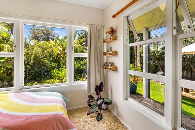 Photo of property in 18 Sarah Avenue, Whitianga, 3510