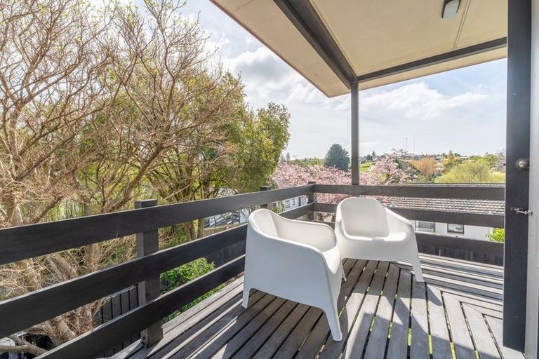 Photo of property in 82 Douglas Street, Highfield, Timaru, 7910