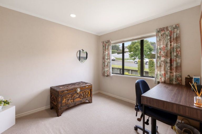 Photo of property in 38 La Colina Place, Bethlehem, Tauranga, 3110