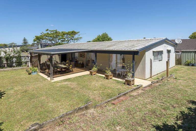 Photo of property in 4 Galvan Avenue, Sunnyhills, Auckland, 2010