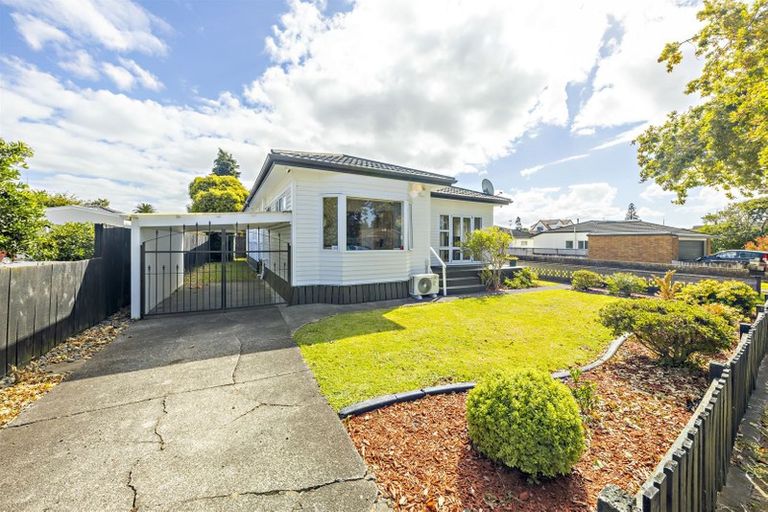 Photo of property in 1/33 Landscape Road, Papatoetoe, Auckland, 2025
