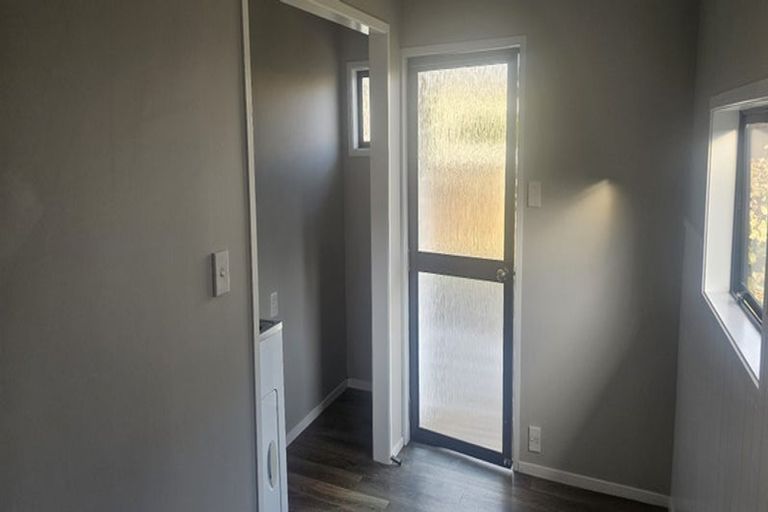 Photo of property in 43 Ngatai Road, Otumoetai, Tauranga, 3110