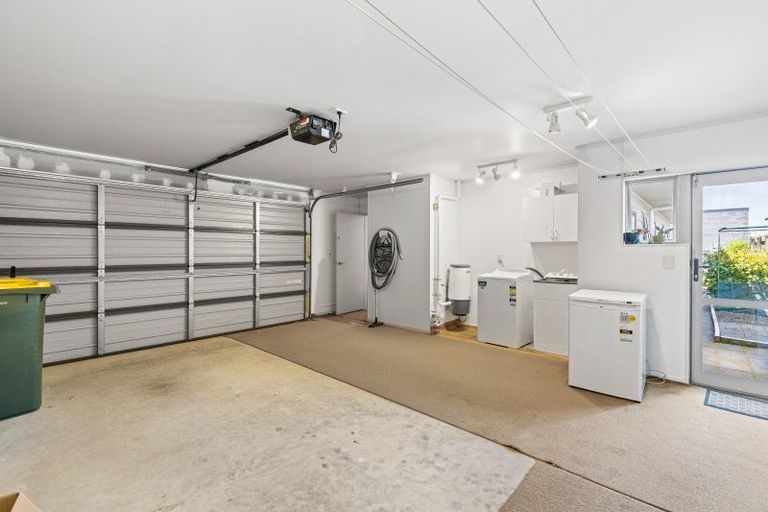 Photo of property in 10a Oriental Street, Welbourn, New Plymouth, 4312