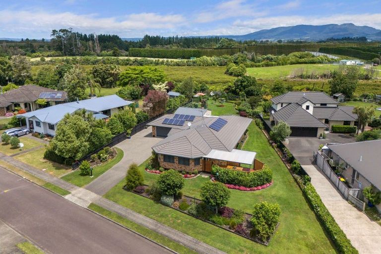 Photo of property in 2 Bransley Grove, Katikati, 3129