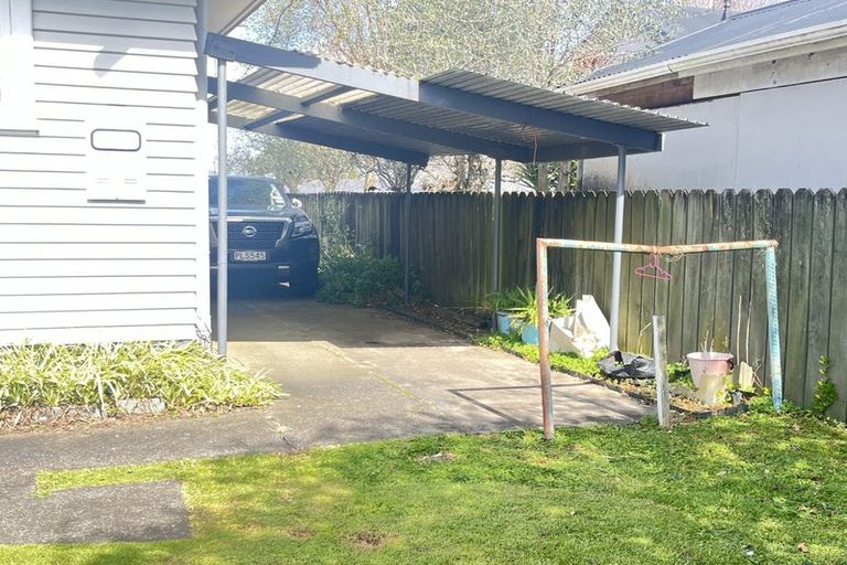 Photo of property in 16a Onslow Road, Papakura, 2110