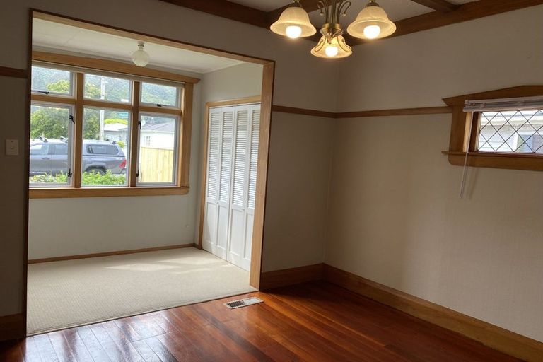 Photo of property in 12 Leighton Avenue, Waiwhetu, Lower Hutt, 5010