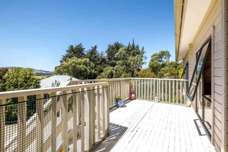 Photo of property in 5 Oxford Street, Waikari, 7420