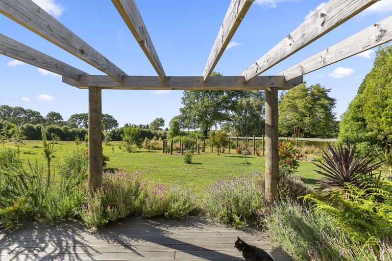 Photo of property in 31 Mangakino Road, Raglan, 3295