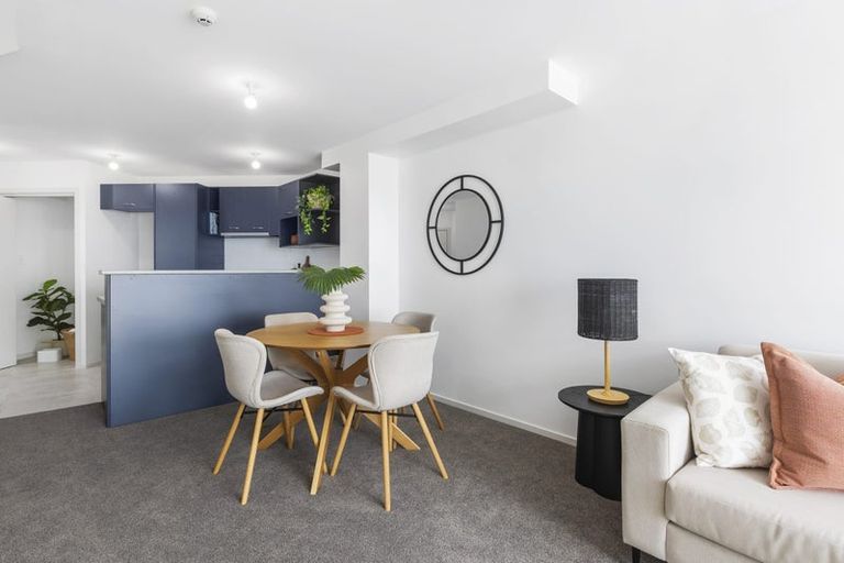 Photo of property in 9/270 Onewa Road, Birkenhead, Auckland, 0626