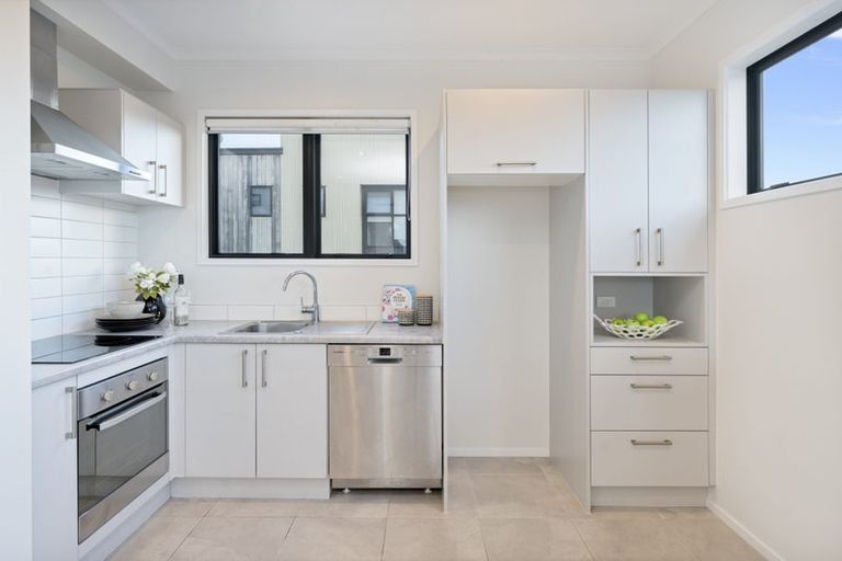 Photo of property in 1 Onekiritea Road, Hobsonville, Auckland, 0616