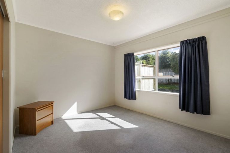 Photo of property in 1/3 Argyle Terrace, Milford, Auckland, 0620