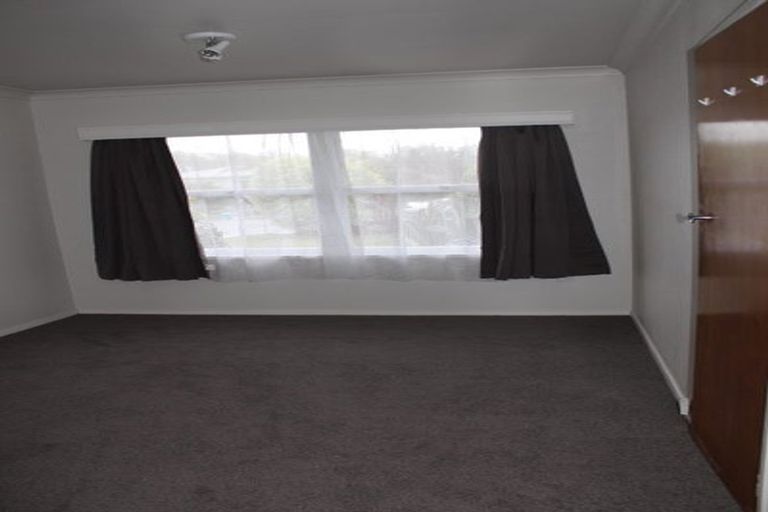 Photo of property in 12 Somme Crescent, Hillcrest, Hamilton, 3216