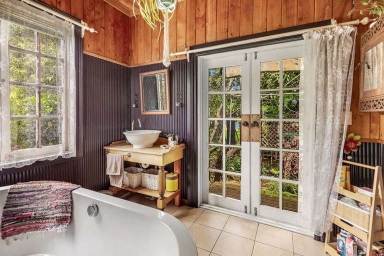 Photo of property in 16 Cole Street, Dannevirke, 4930