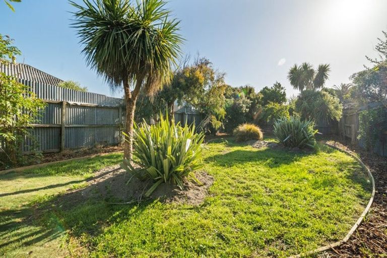 Photo of property in 278 Marine Parade, New Brighton, Christchurch, 8061