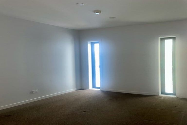Photo of property in Frank Sargeson Apts, 201/74 Anzac Street, Takapuna, Auckland, 0622