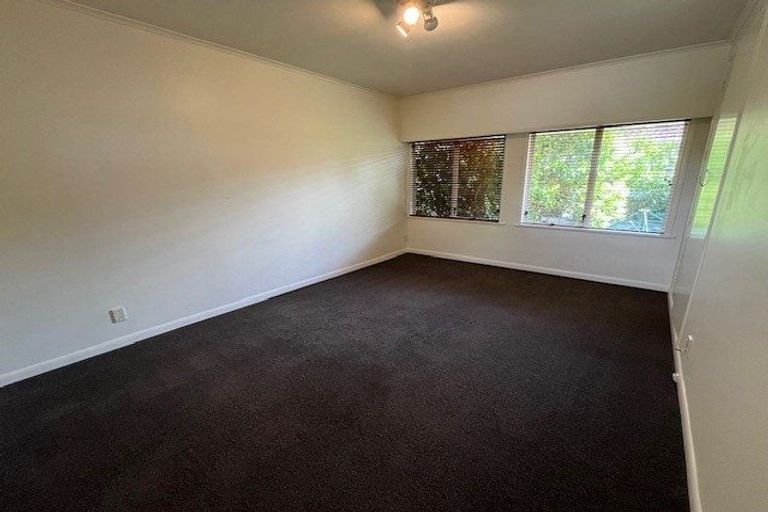 Photo of property in 53 Granger Road, Cockle Bay, Auckland, 2014