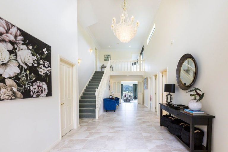 Photo of property in 51 Riverstone Drive, Riverstone Terraces, Upper Hutt, 5018