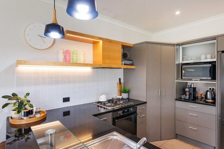 Photo of property in 31 Milverton Avenue, Hokowhitu, Palmerston North, 4410