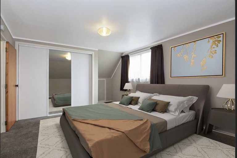 Photo of property in 2/9 Askew Place, Farm Cove, Auckland, 2012