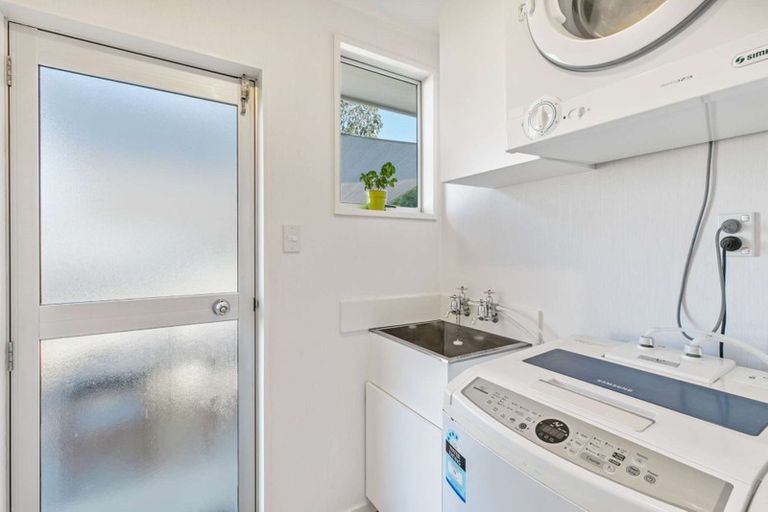 Photo of property in 3a Harlech Place, Dinsdale, Hamilton, 3204