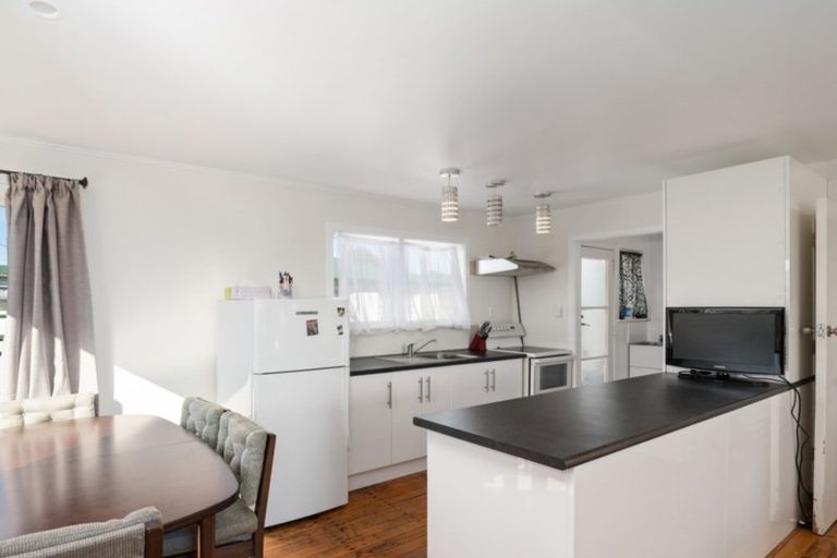 Photo of property in 17 Scott Avenue, Owhata, Rotorua, 3010