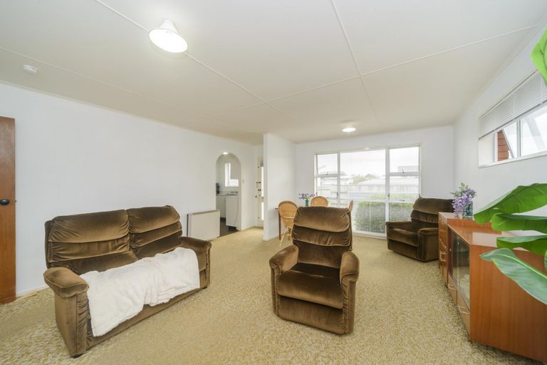 Photo of property in 75d Albert Street, Palmerston North, 4414
