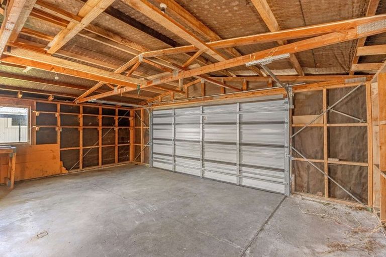 Photo of property in 1 Donna Street, Outer Kaiti, Gisborne, 4010