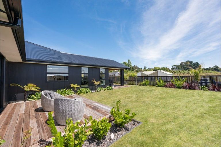 Photo of property in 63 Les Wakefield Road, Mapua, 7005