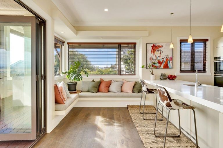 Photo of property in 22 Coleman Terrace, Hospital Hill, Napier, 4110