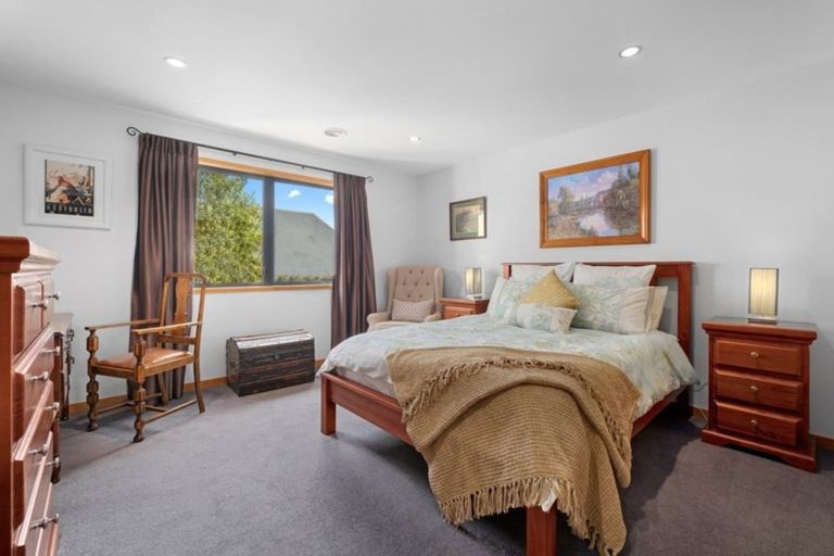 Photo of property in 5 Castalia Drive, Lake Hayes, Queenstown, 9304