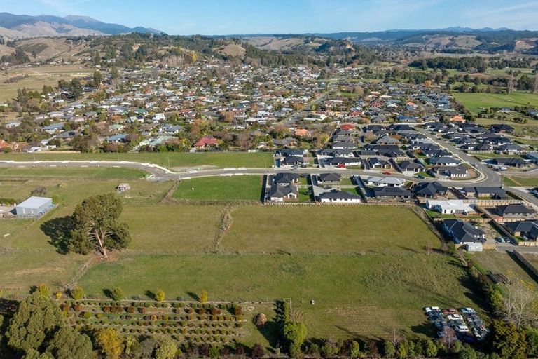 Photo of property in 167 Whitby Road, Wakefield, 7025