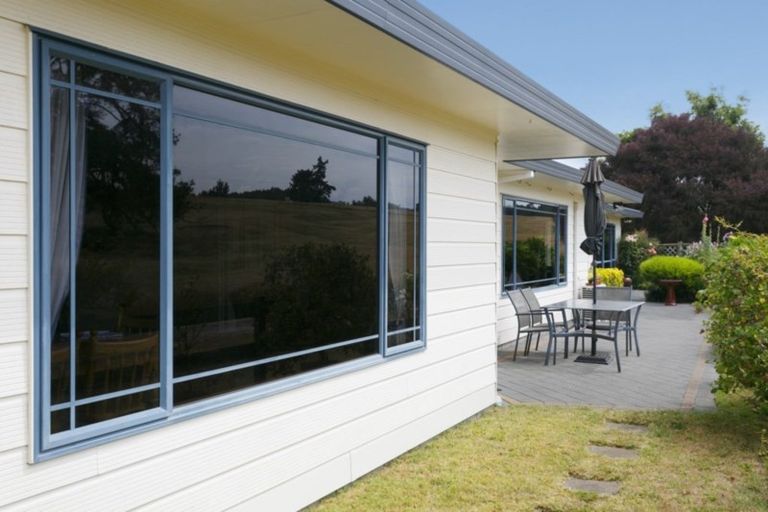 Photo of property in 50 Acacia Bay Road, Nukuhau, Taupo, 3330