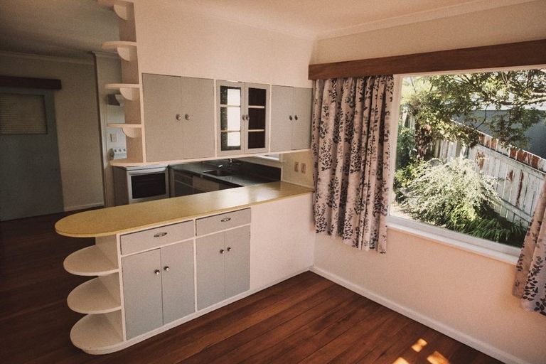 Photo of property in 22 Tarawera Road, Johnsonville, Wellington, 6037