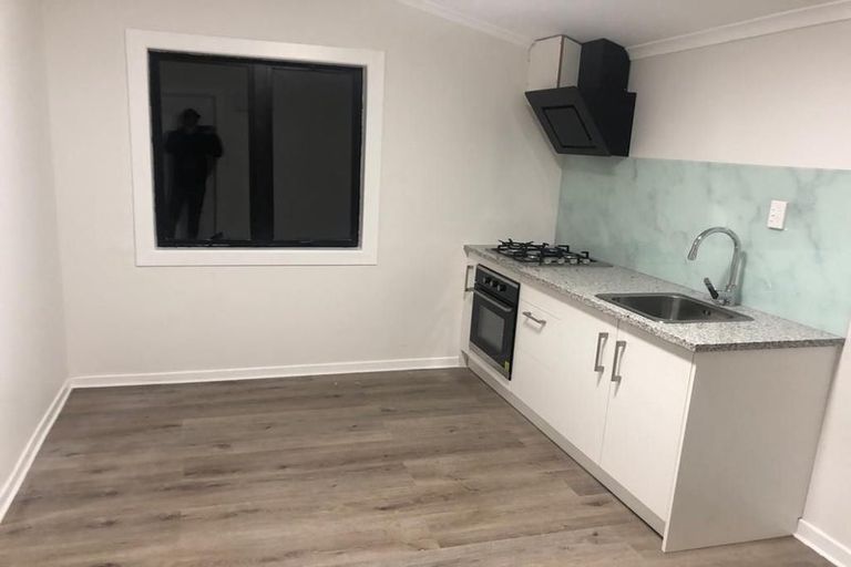 Photo of property in 39b Sunhill Road, Sunnyvale, Auckland, 0612