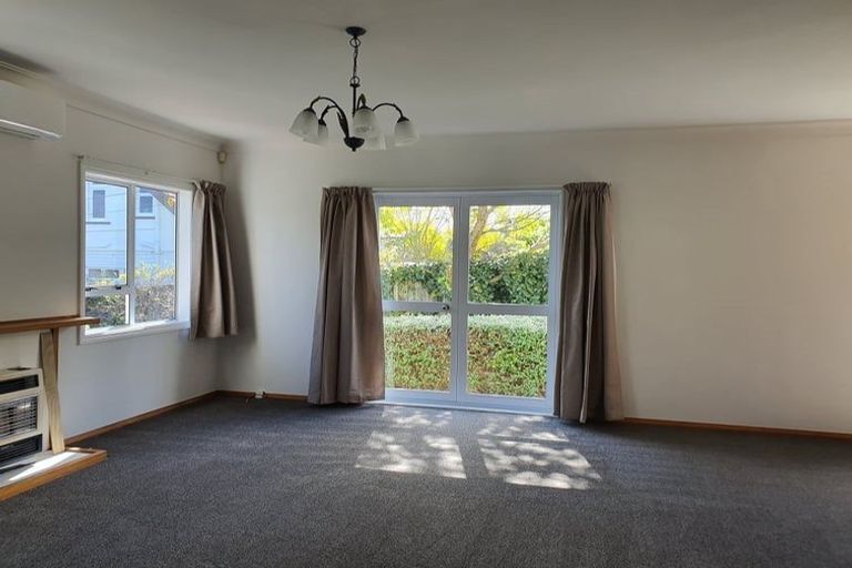 Photo of property in 10 Brassey Road, Saint Johns Hill, Whanganui, 4500