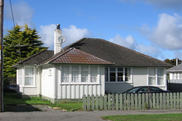 Photo of property in 22 Churchill Avenue, Lansdowne, Masterton, 5810