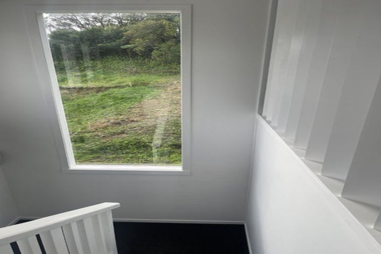 Photo of property in 7 Norman Road, Titirangi, Auckland, 0604