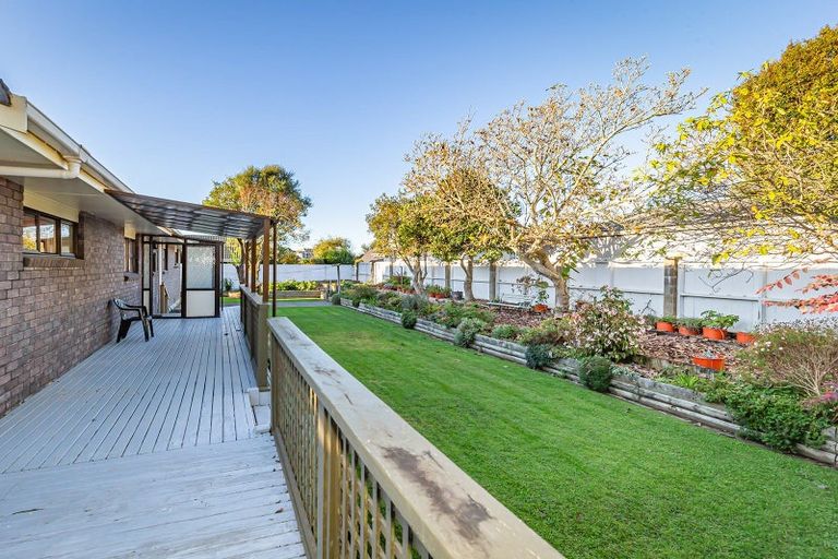 Photo of property in 70a Highbury Drive, Levin, 5510