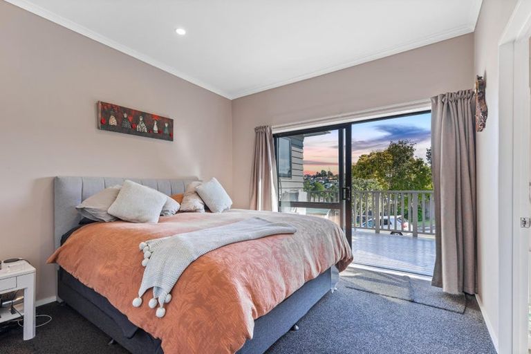 Photo of property in 50 Garton Drive, Massey, Auckland, 0614