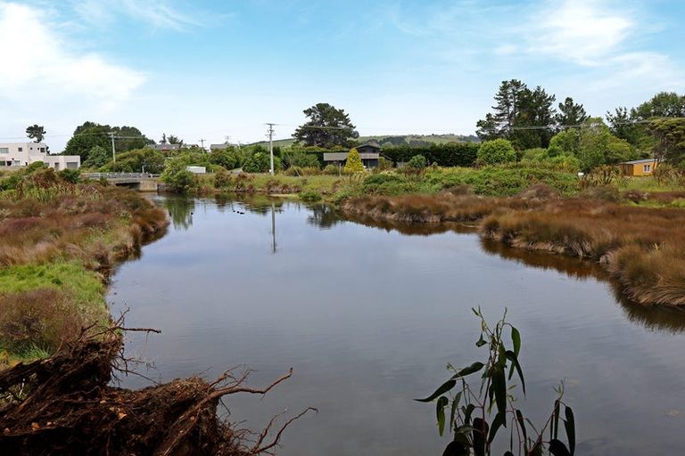 Photo of property in 1 Peace Street, Taieri Beach, Taieri Mouth, 9091