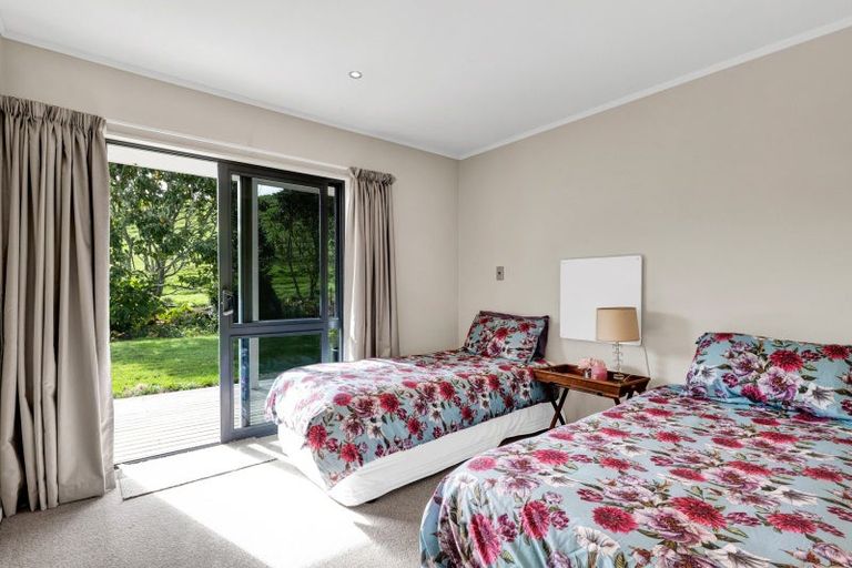 Photo of property in 529 Frankley Road, Hurworth, New Plymouth, 4371