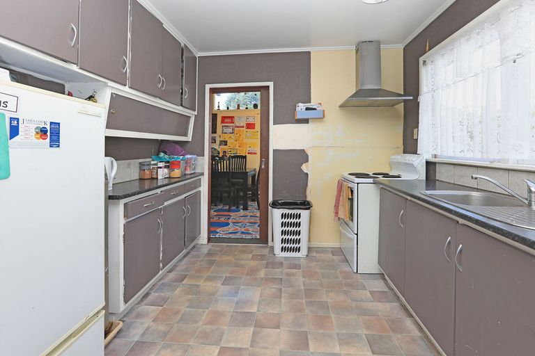 Photo of property in 54 Gainsborough Street, Manurewa, Auckland, 2102