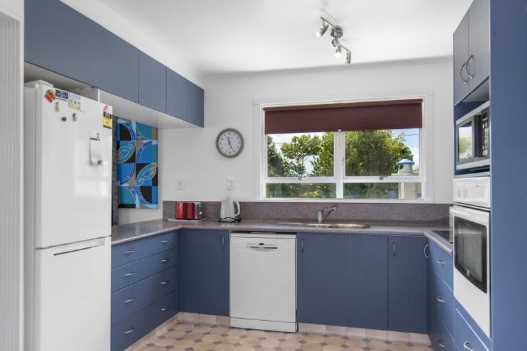Photo of property in 404a Otumoetai Road, Otumoetai, Tauranga, 3110