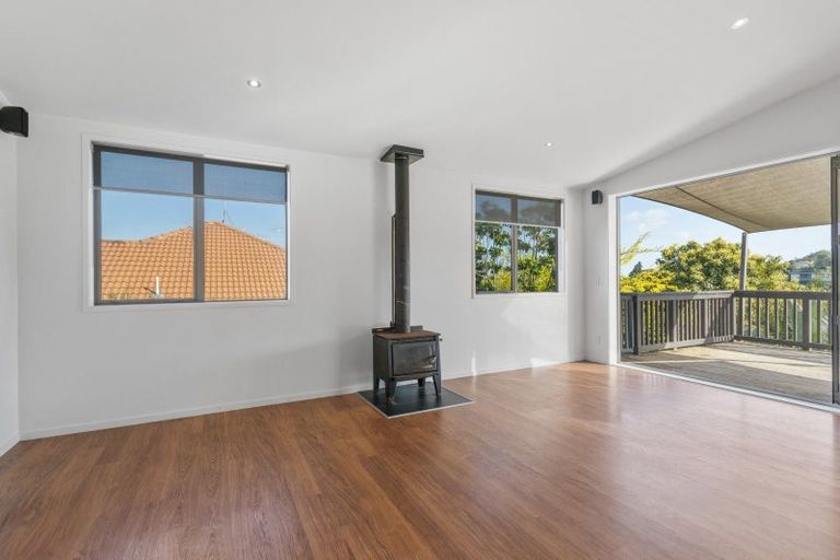 Photo of property in 27 Bayvista Close, Welcome Bay, Tauranga, 3112