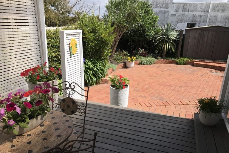 Photo of property in 39a Selwyn Street, Tauranga, 3110