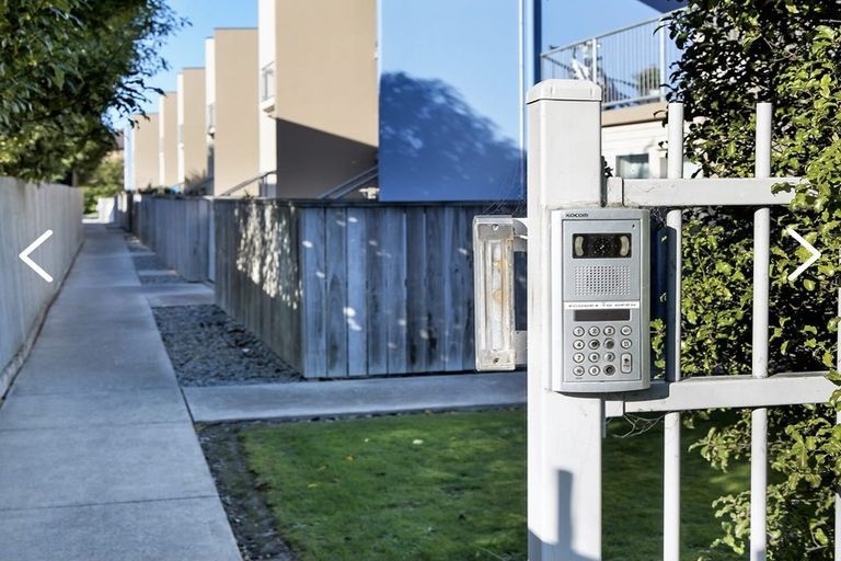 Photo of property in 28/30 Mathesons Road, Phillipstown, Christchurch, 8011