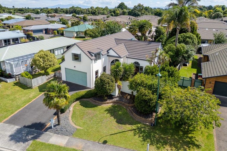 Photo of property in 14 Bramley Drive, Rototuna, Hamilton, 3210